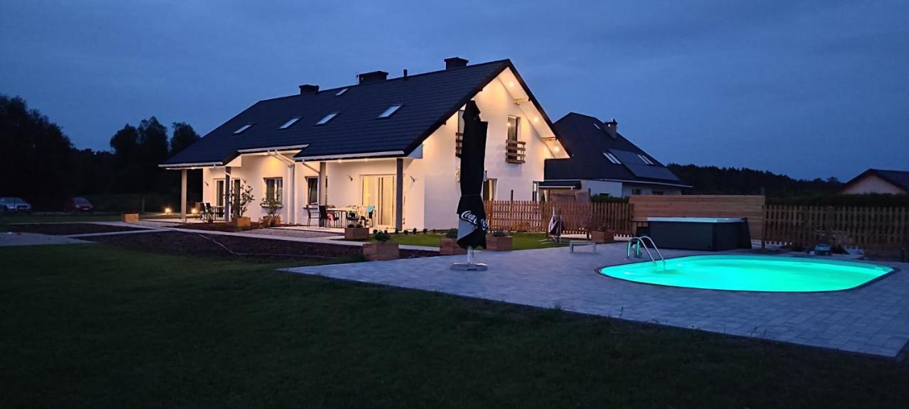 Z Calorocznym Jacuzzi I Letnim Basenem * Wilga